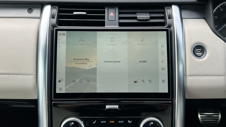 Land Rover Discovery 3.0 D300 R-Dynamic SE 5dr Auto Diesel Station Wagon